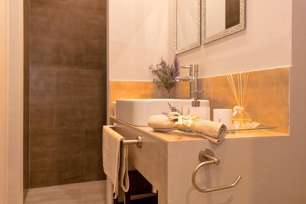 Heraclea Residential Apartments Hvar Town Quarto foto