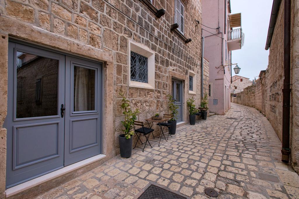 Heraclea Residential Apartments Hvar Town Quarto foto