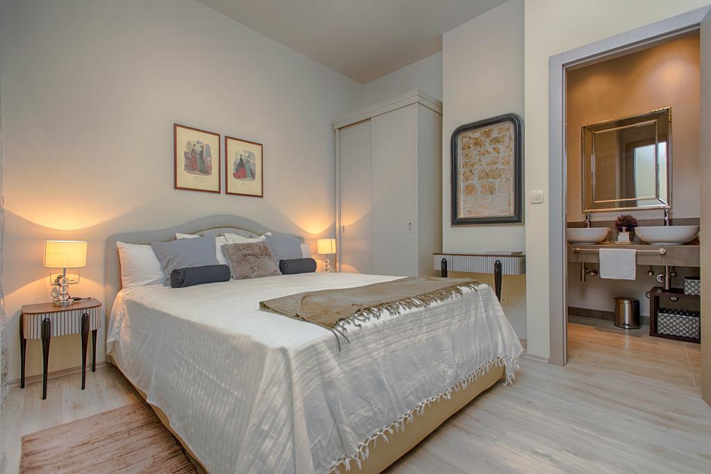 Heraclea Residential Apartments Hvar Town Quarto foto